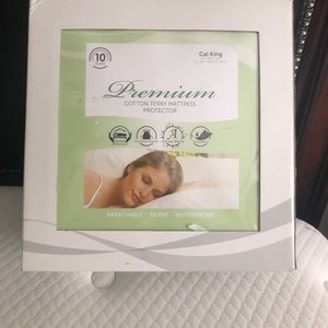 Mattress Protector- Cal King